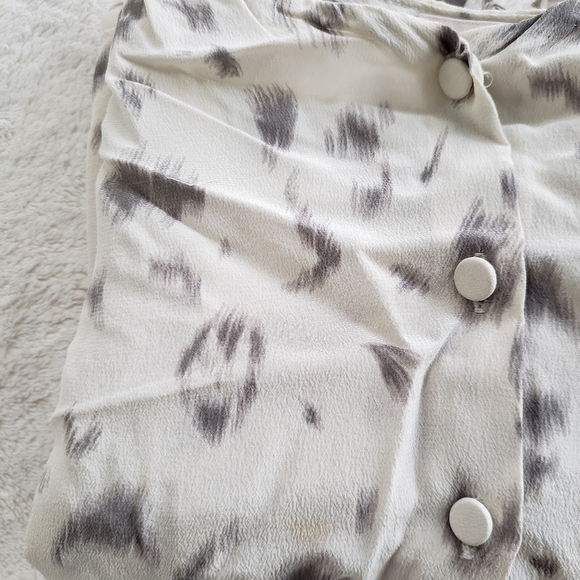 Babaton Leopard Silk Dress with Pockets - Picture 10 of 16